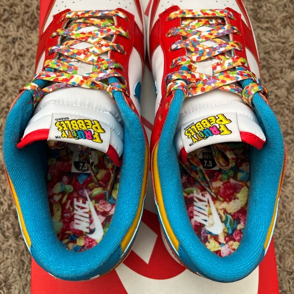 Nike Dunk Low QS, 7.5 Men’s / 9 Women’s, Fruity Pebbles x LeBron James - Picture 9 of 11